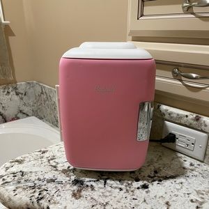 Cooluli Mini Beauty Fridge
